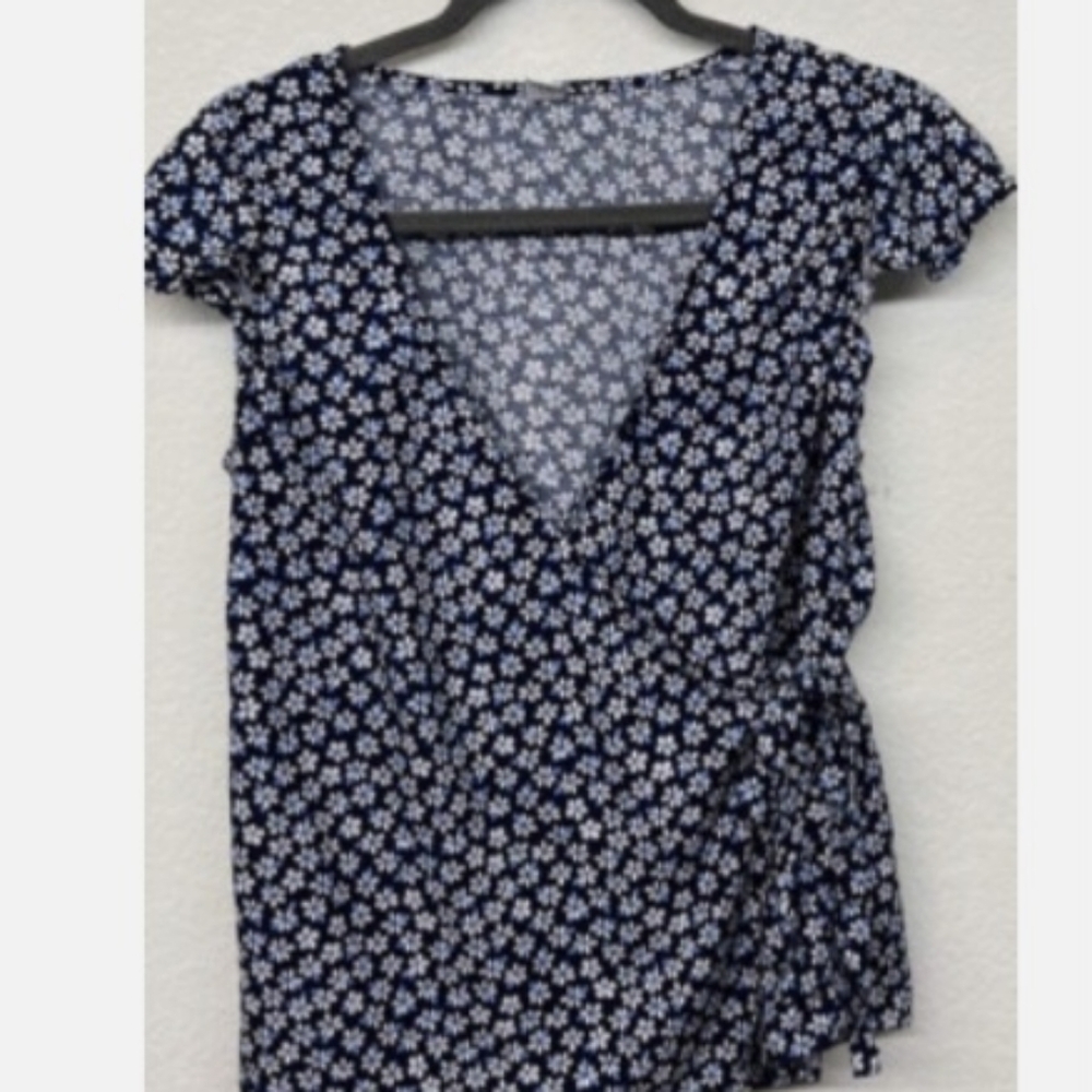 Old Navy Navy and White Floral Blouse